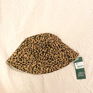WILD FABLE leopard print bucket hat NWT